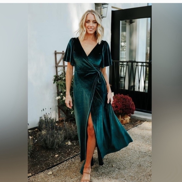 Baltic Born Dresses & Skirts - Baltic Born Meghan Velvet Maxi Dress Jade